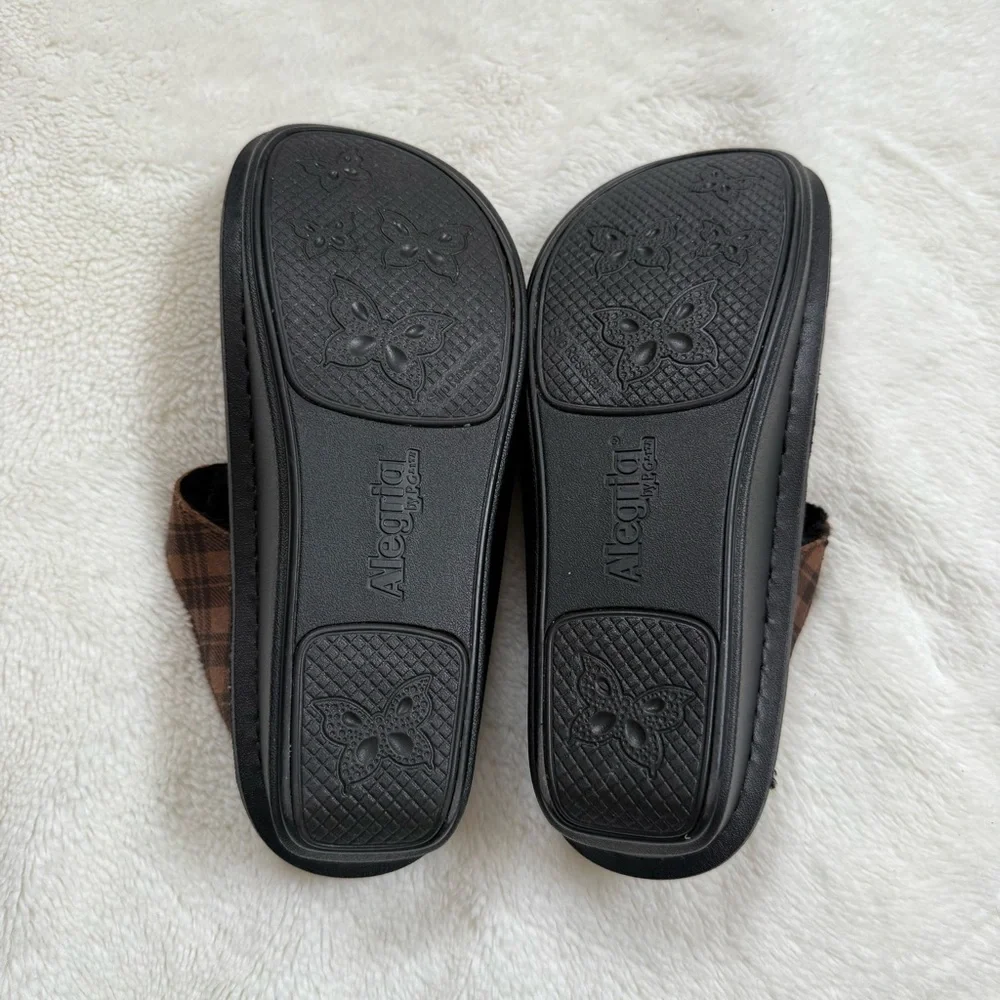 Alegria Brown Plaid Classic Kickin it Shearling Clog Size 8 - Picture 8 of 10